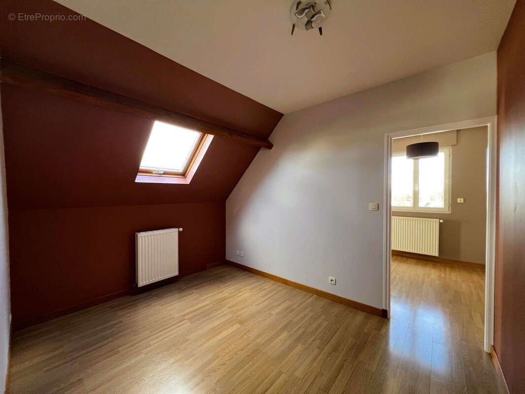 Maison à BARJOUVILLE