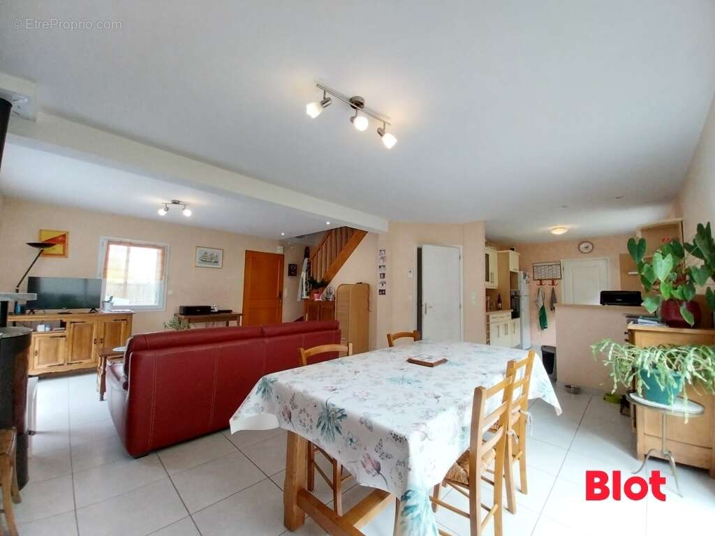 Maison à PLEUDIHEN-SUR-RANCE