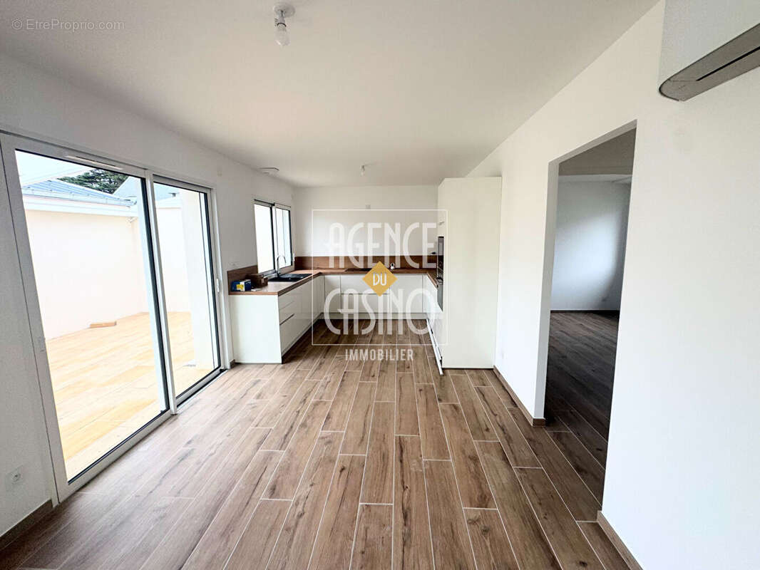 Maison Le Pouliguen 5 pièce(s) 114 m2 - photo 6