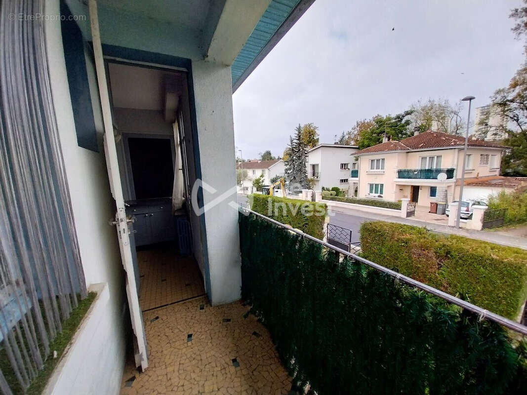 Appartement à BIZANOS