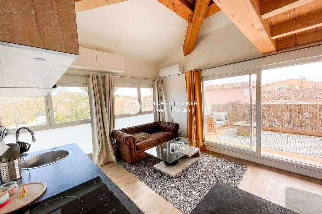 Appartement à GRIMAUD