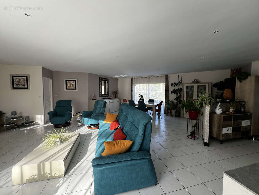Maison à PREIGNAC