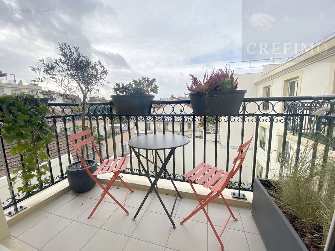 Appartement à ASNIERES-SUR-SEINE