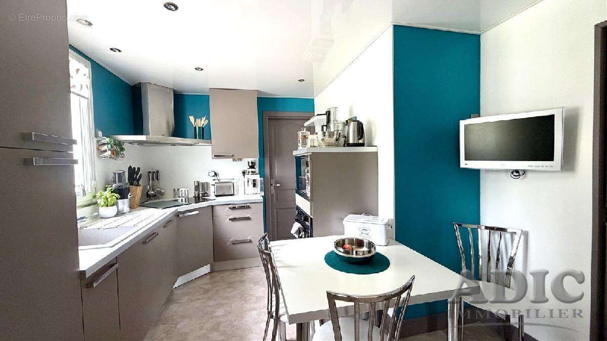 Maison 129 m² à Saint-Mard  - photo 9