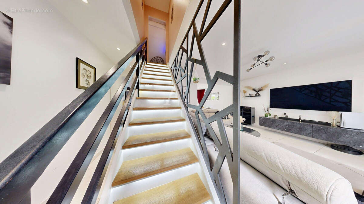 ETREPAGNY 4 Chambres Sous sol total - photo 9