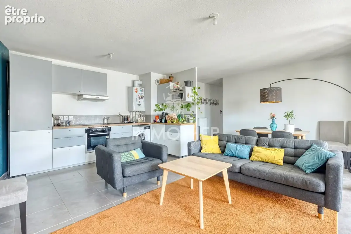 Appartement 4 pièces 81 m² à vendre à Saint-Martin-D'heres (38400) - photo 2