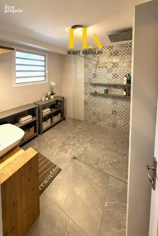 Maison + dépendance, La Riviere 6 pièces 211 m2  Vue mer ? Grand potentiel - photo 11