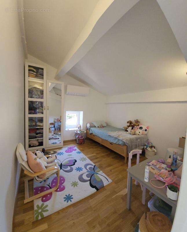 Maison à ROCHEFORT-EN-VALDAINE