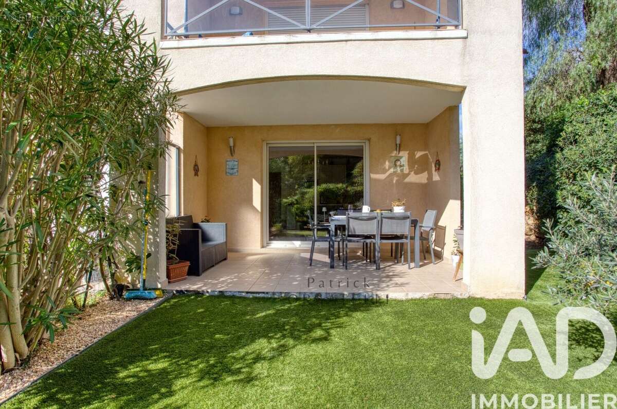 Photo 6 - Appartement à ROQUEBRUNE-SUR-ARGENS