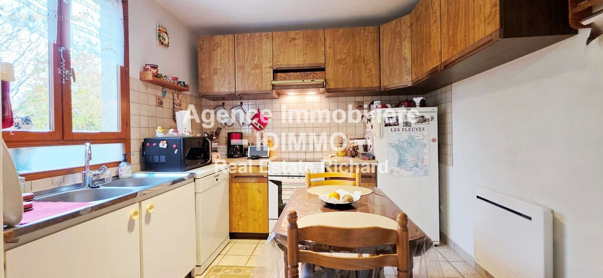 Maison à LA CHAPELLE-LA-REINE