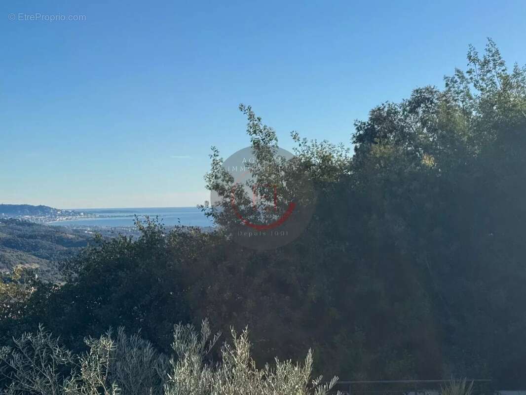 Maison à LES ADRETS-DE-L&#039;ESTEREL