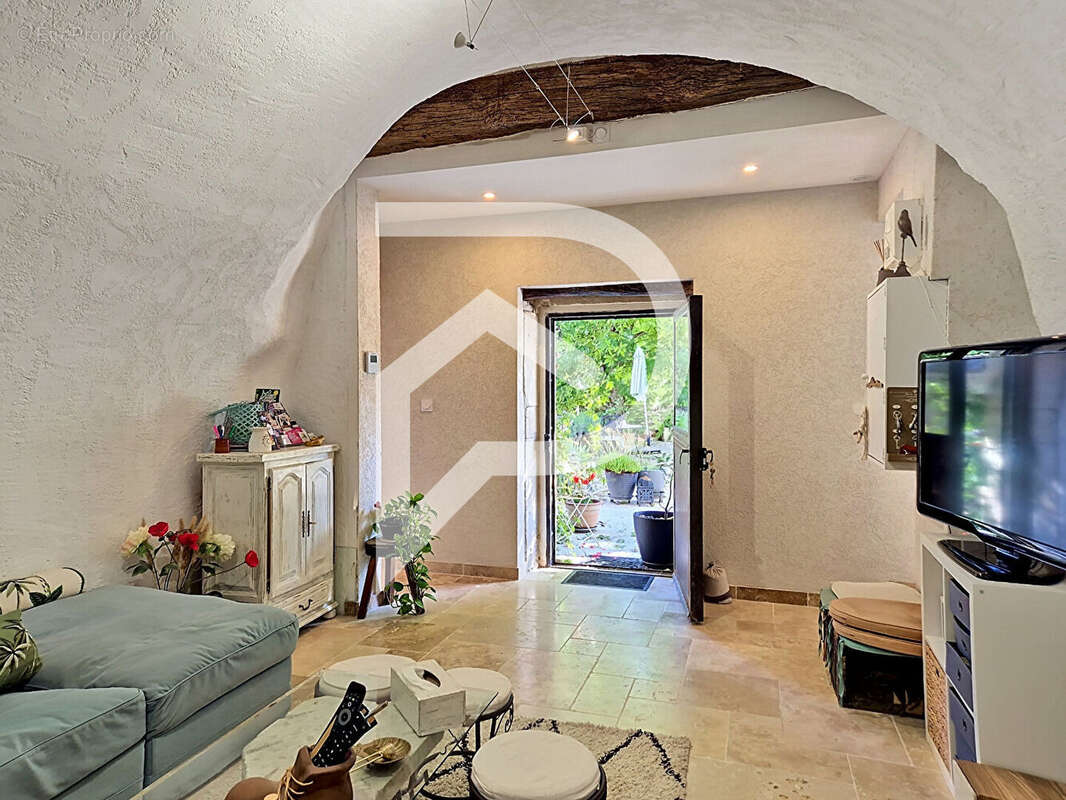Maison à GRIGNAN
