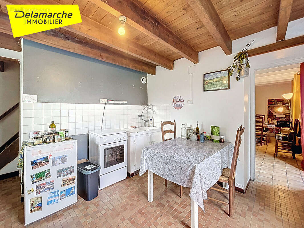A VENDRE maison Montpinchon  8 pièces. - photo 2