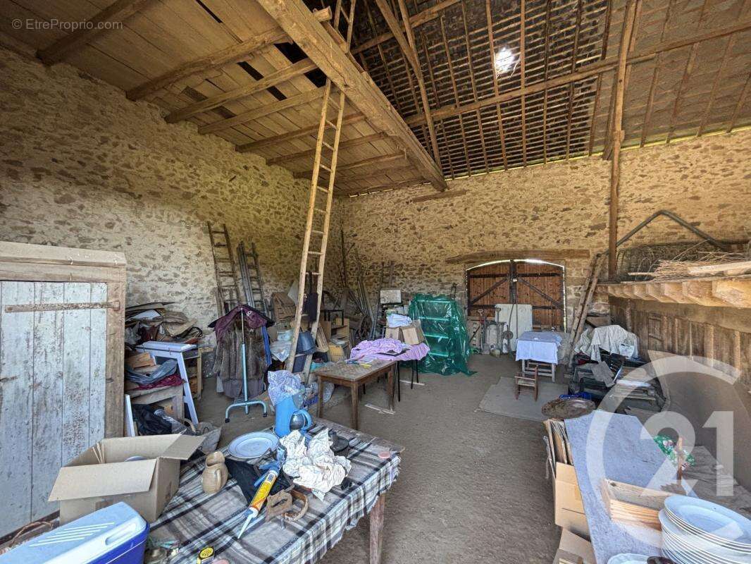 Maison à LA PORCHERIE