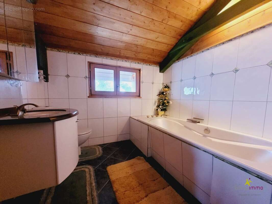 Maison à HOHROD