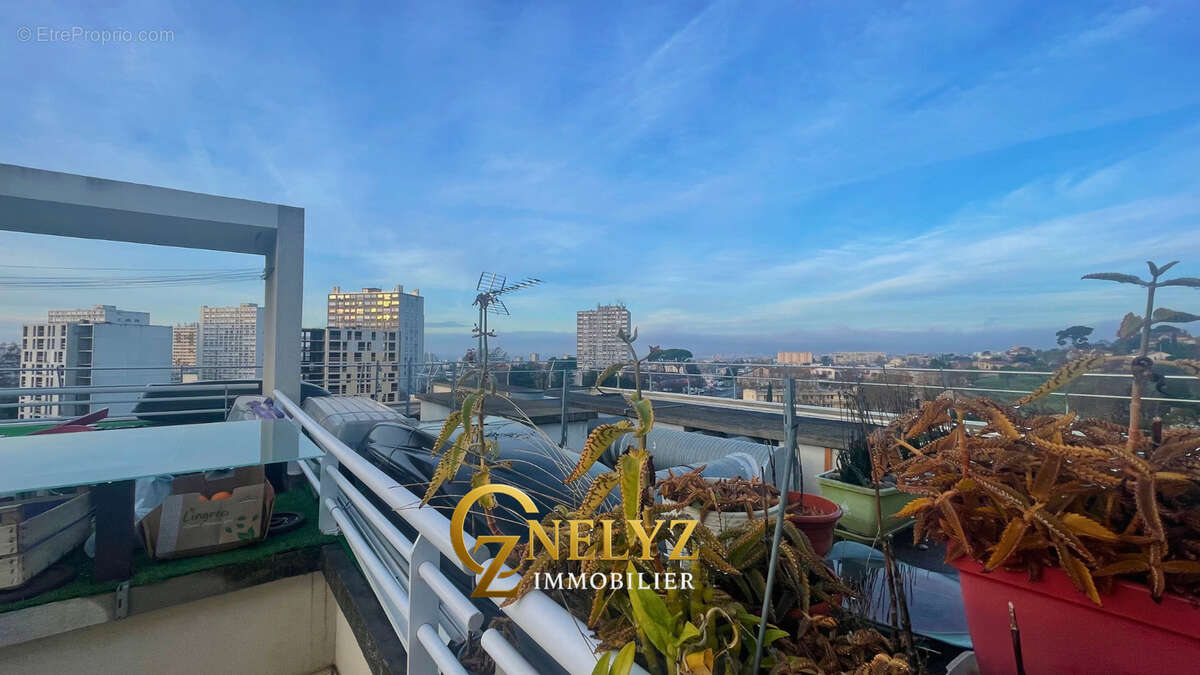 Appartement à MARSEILLE-14E