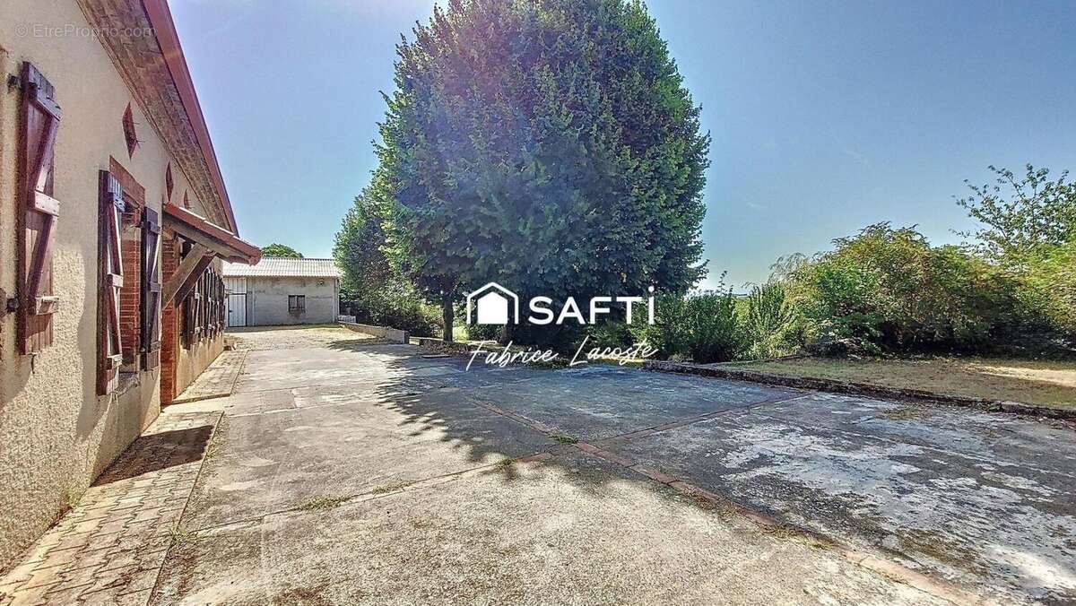 Maison 159 m² à Carbonne  - photo 2