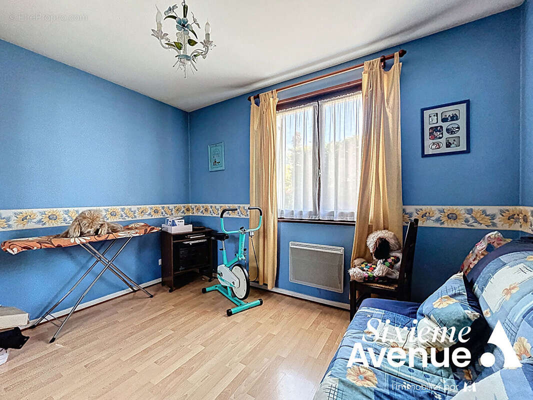Maison Chassieu 4 pièce(s) 94,5 m2 - photo 12