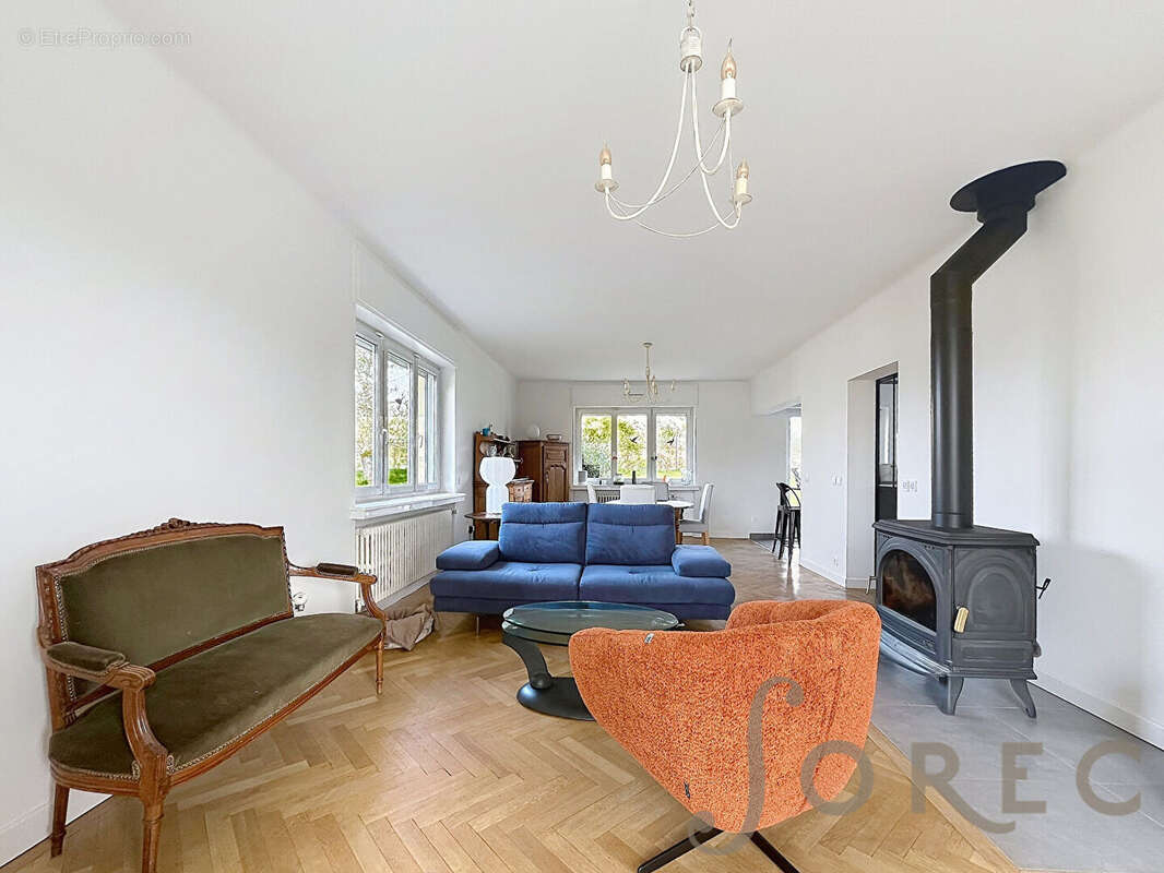 Maison à VANTOUX