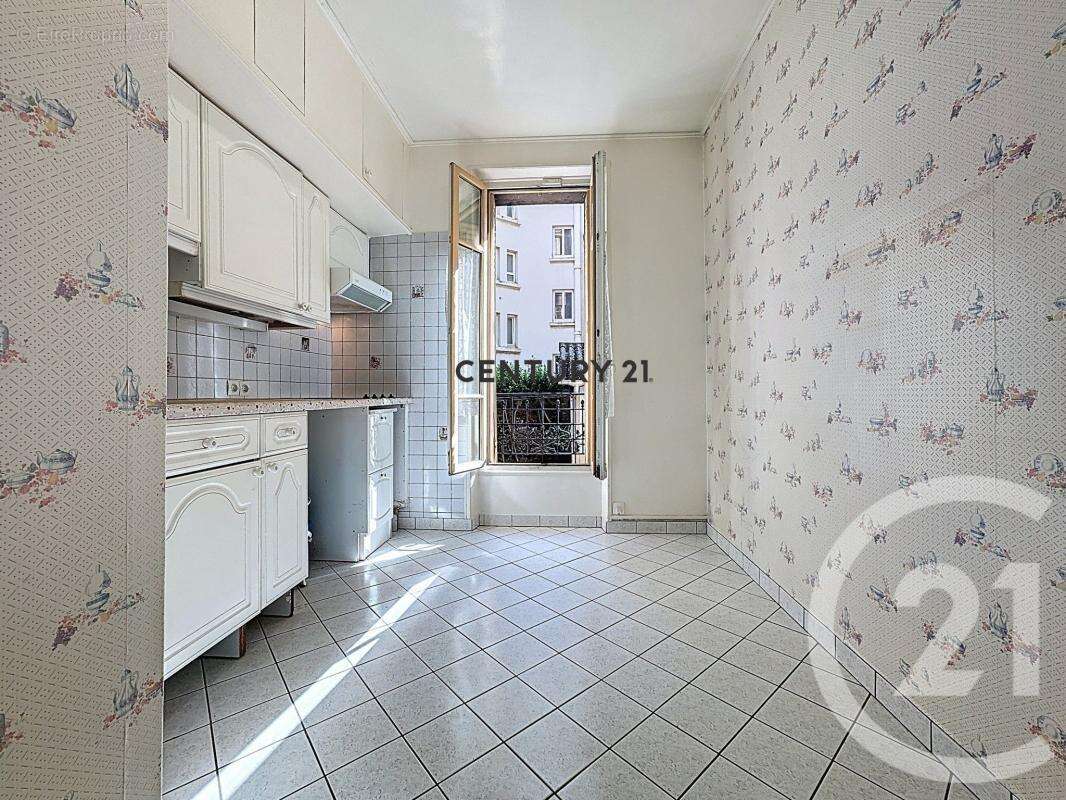 Appartement à MAISONS-ALFORT