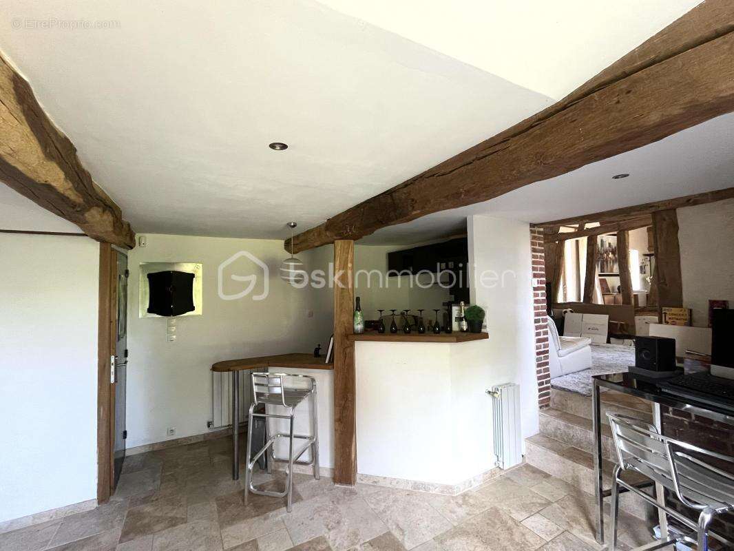 Maison à SAINT-PIERRE-DES-FLEURS