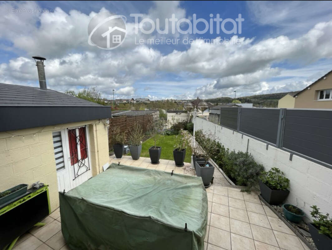 Maison à CHARLEVILLE-MEZIERES