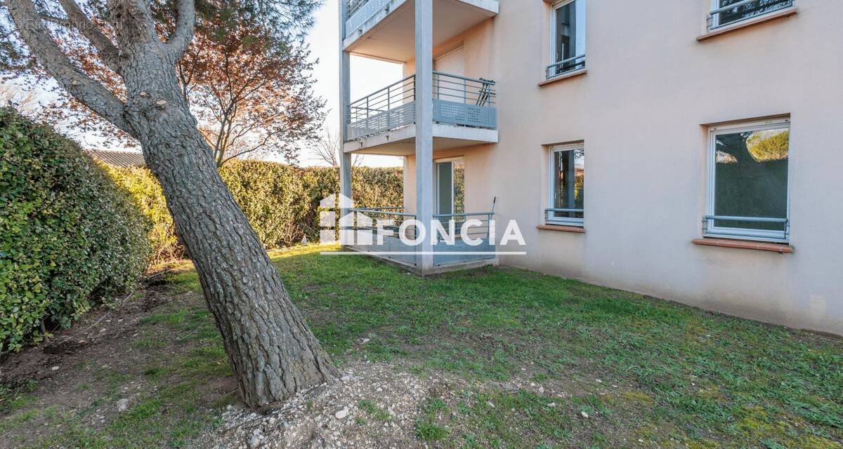 Appartement à L'ISLE-SUR-LA-SORGUE