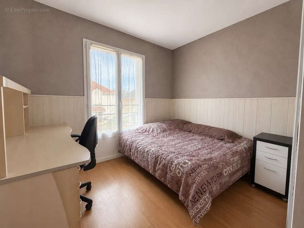 Maison à CHELLES