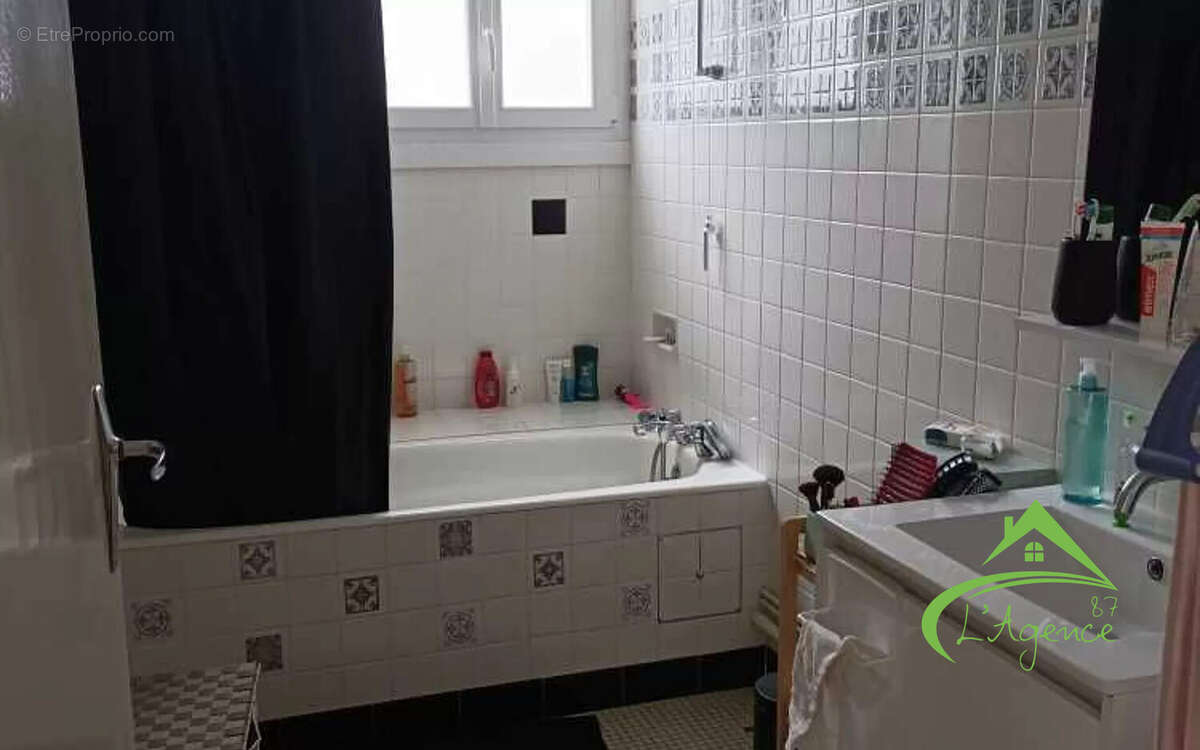 Appartement à SAINT-JUNIEN