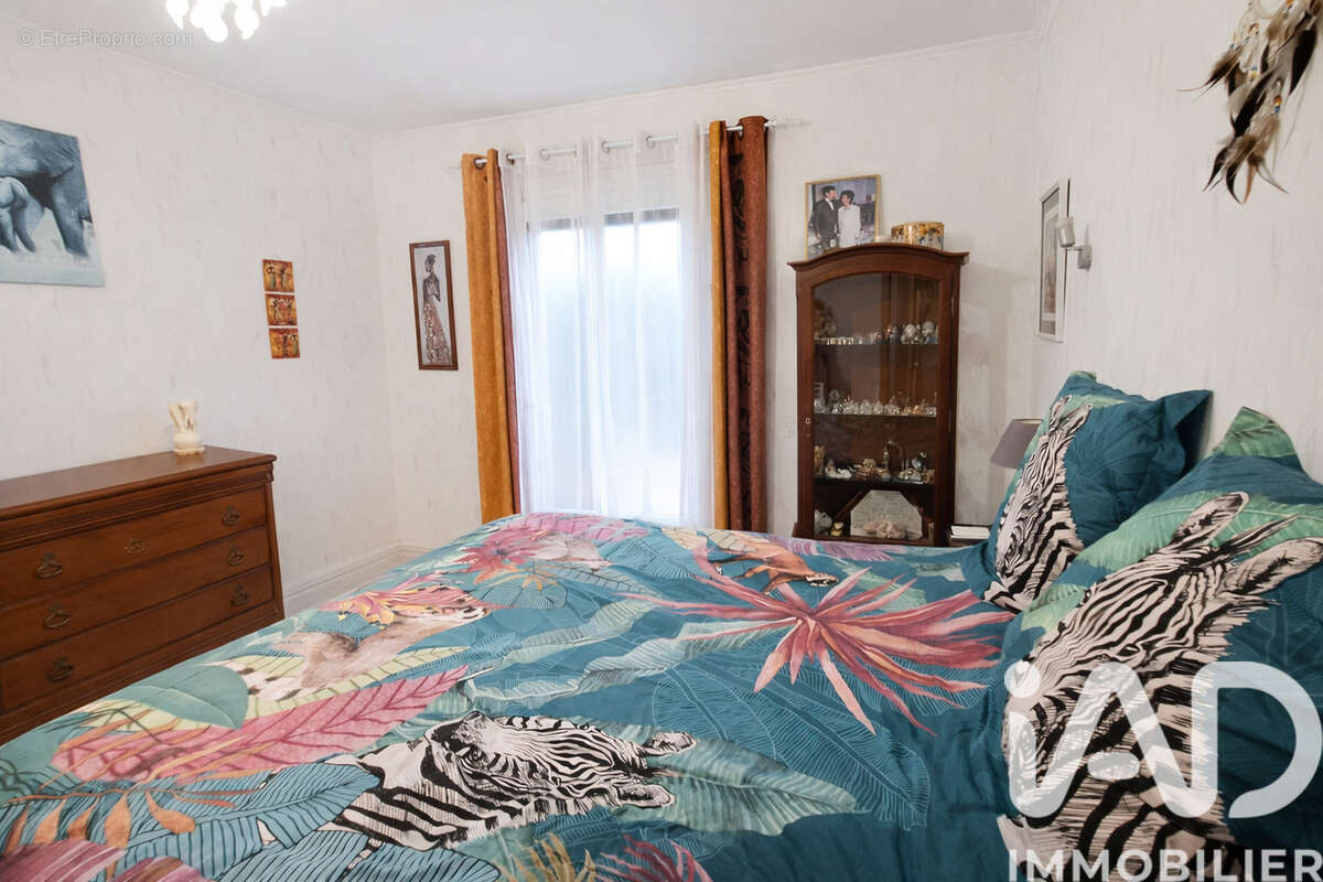 Maison 110 m² à Saint-Andre  - photo 9