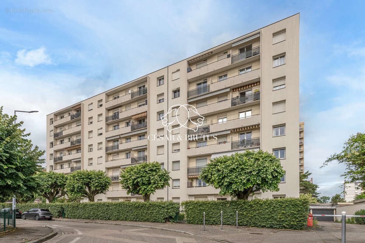 Appartement 52 m² à Caluire-Et-Cuire  - photo 9