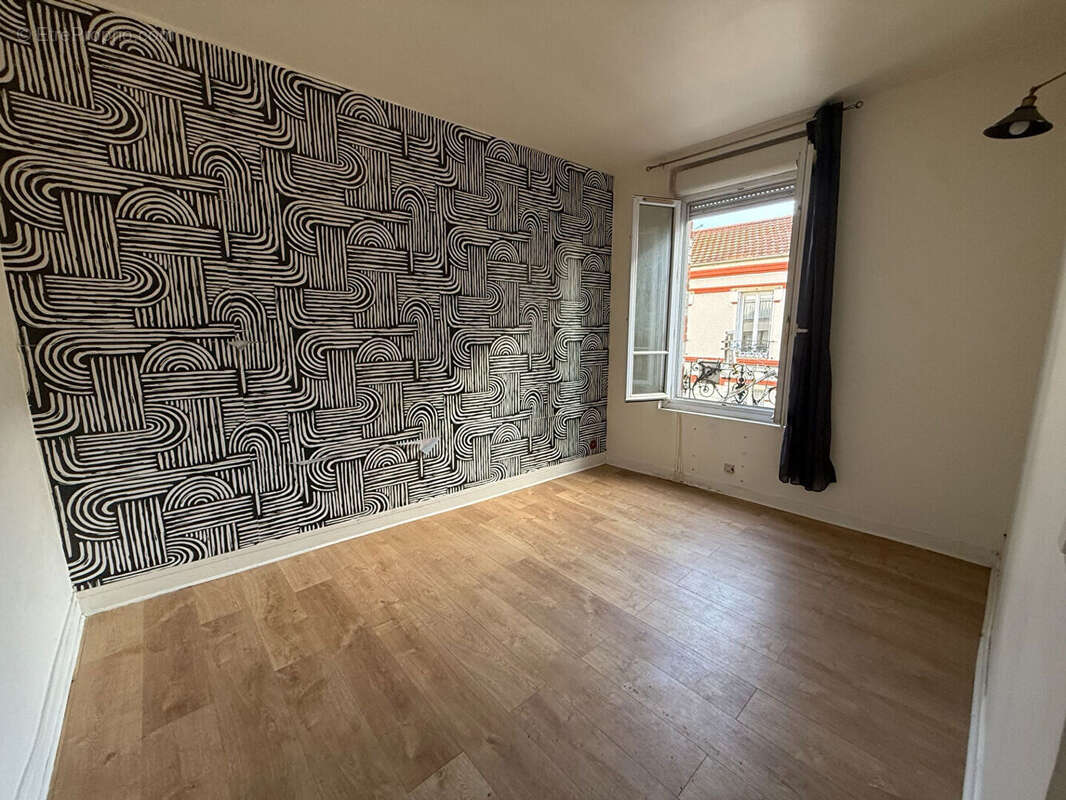 Appartement à SURESNES