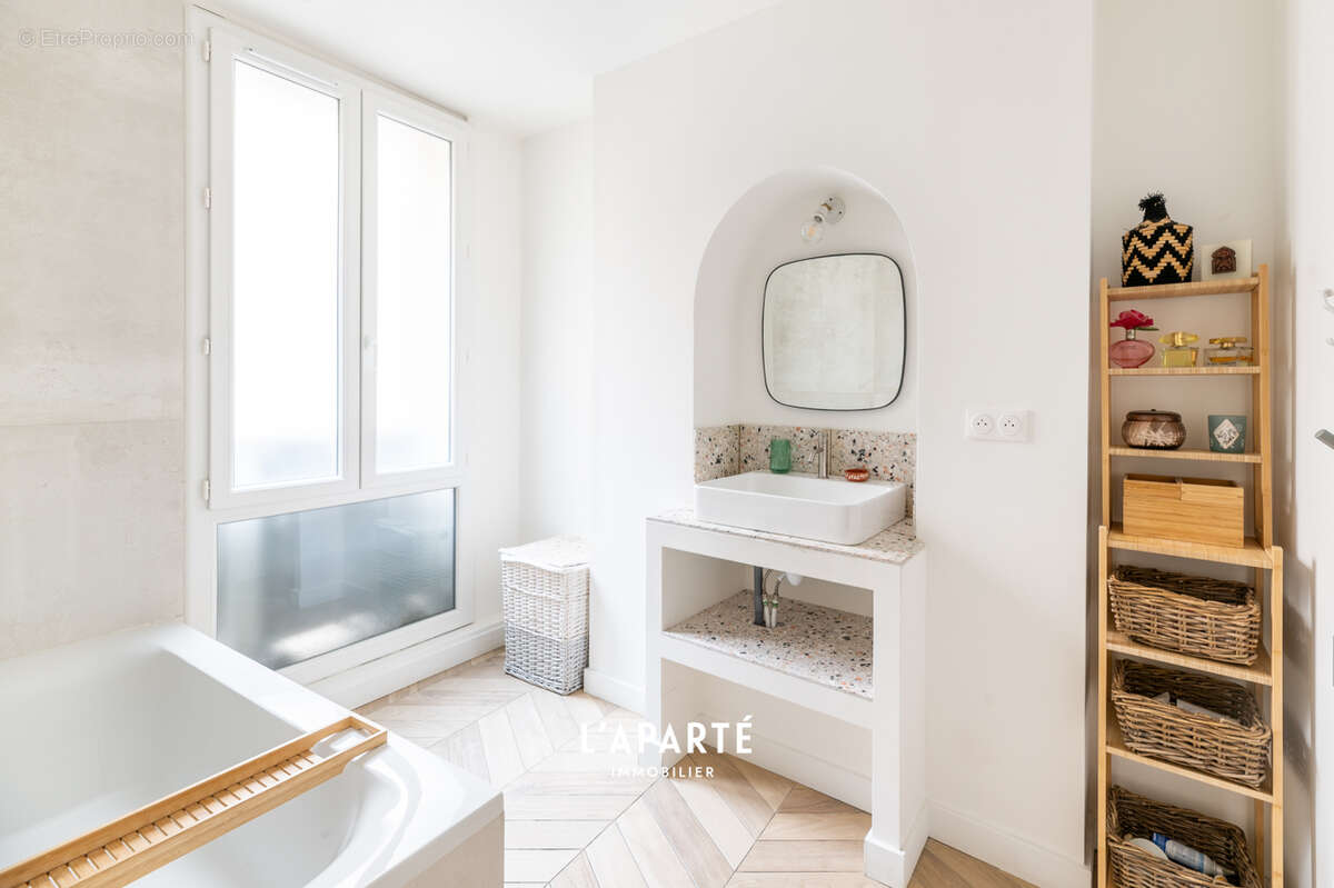 Appartement à MARSEILLE-6E