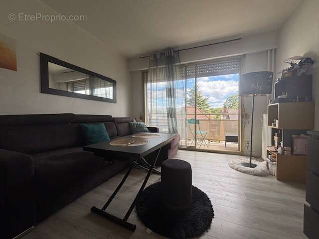 Appartement à SAINT-MAUR-DES-FOSSES