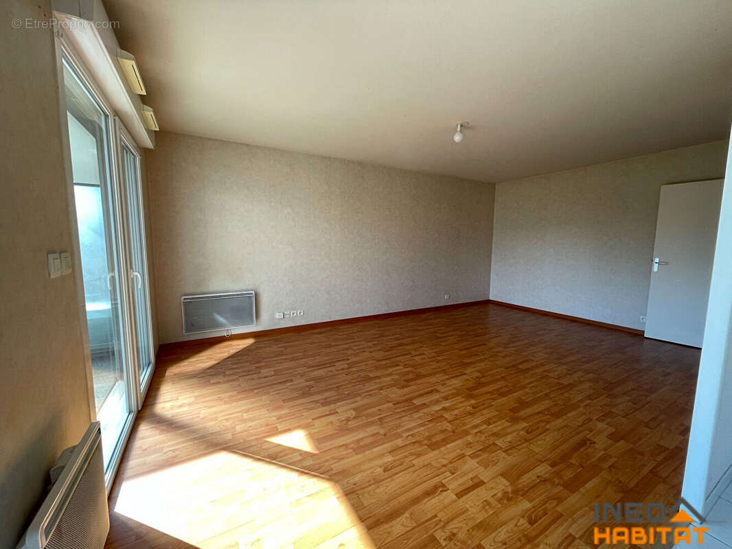 Appartement La Chapelle Des Fougeretz 3 pièce(s) 65.34 m2 - photo 4