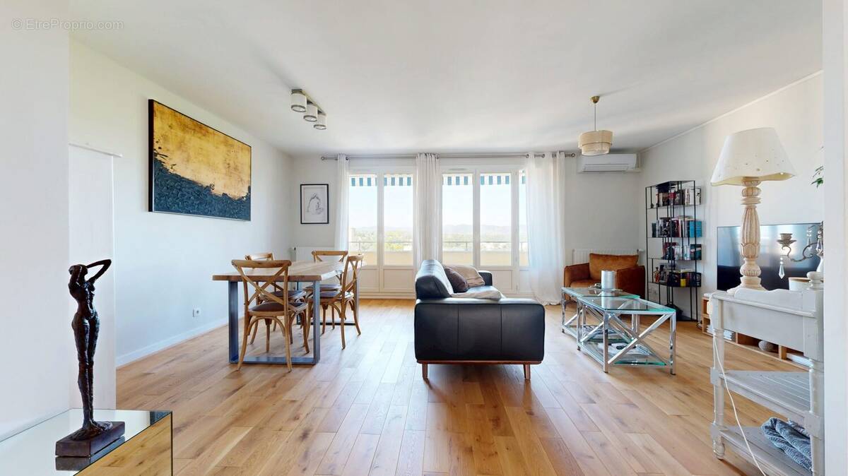 Appartement à FRANCHEVILLE
