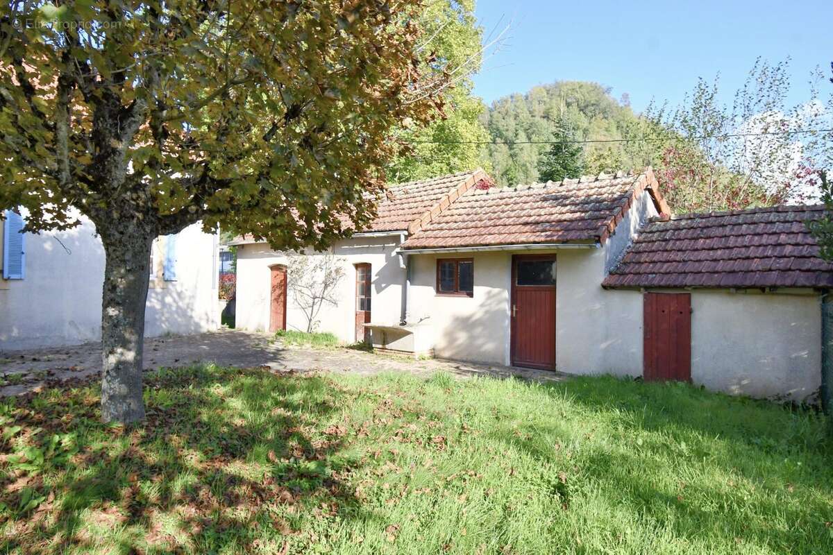 Maison à SAINT-FORGEOT