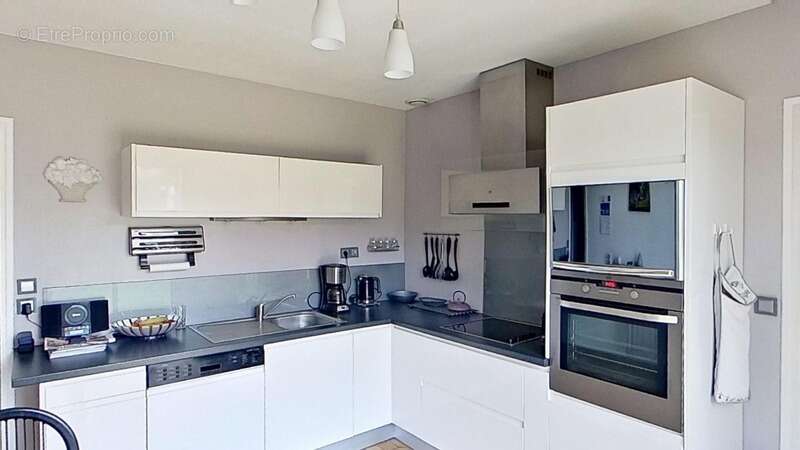 Maison à SAINT-MARTIN-DES-CHAMPS