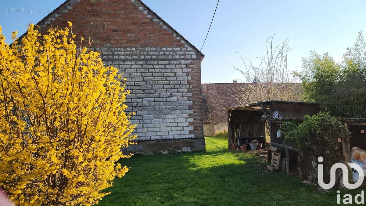 Maison 67 m² à Villeneuve-La-Dondagre  - photo 3