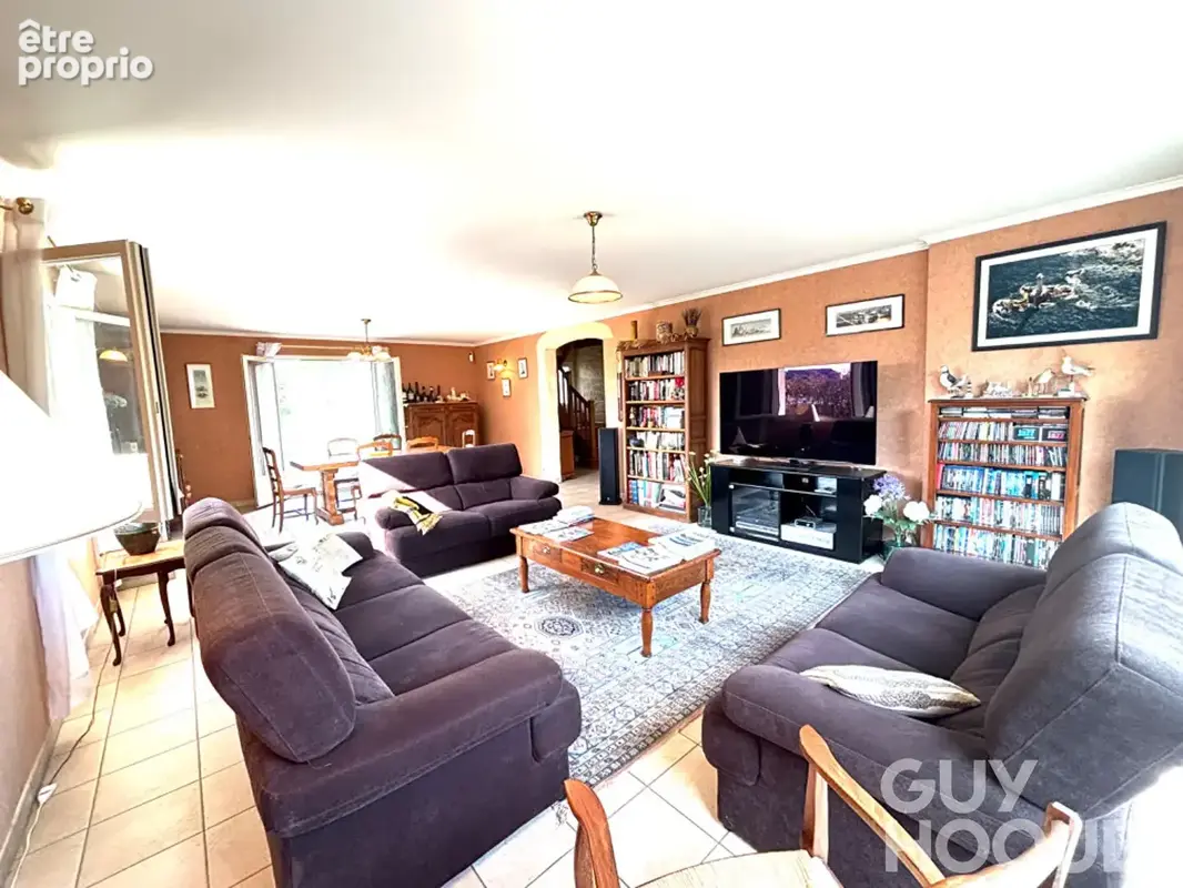 Belle maison familiale de 200m2 avec 5 chambres et double garage - photo 5