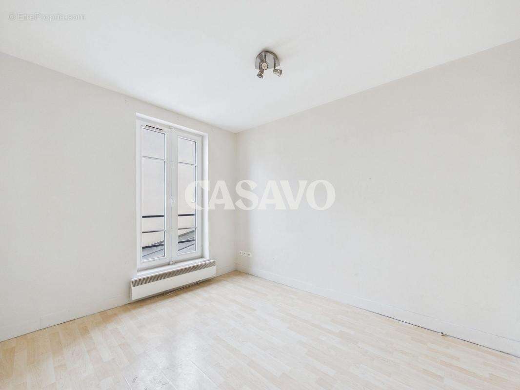 Appartement à PARIS-11E