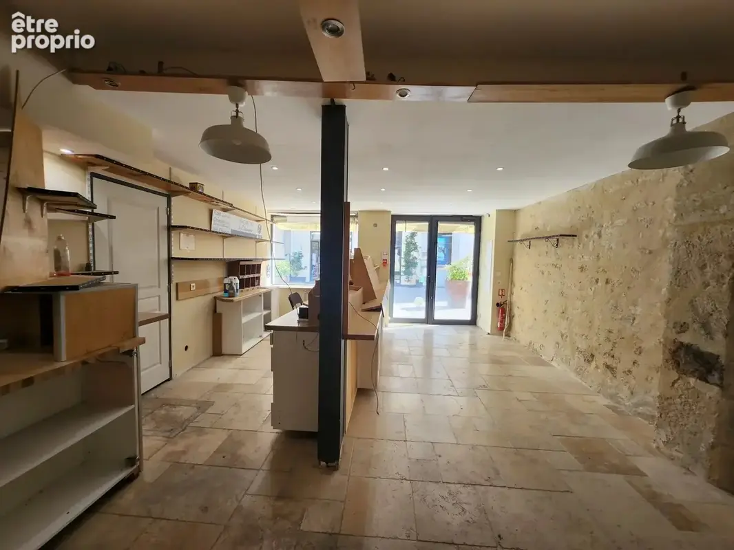 Commerce 180 m² à vendre à Montpellier (34000) - photo 2