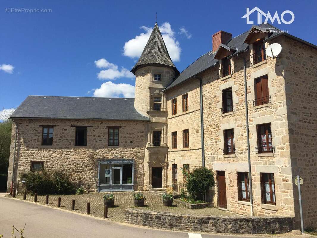 n°1 - Maison à EYMOUTIERS