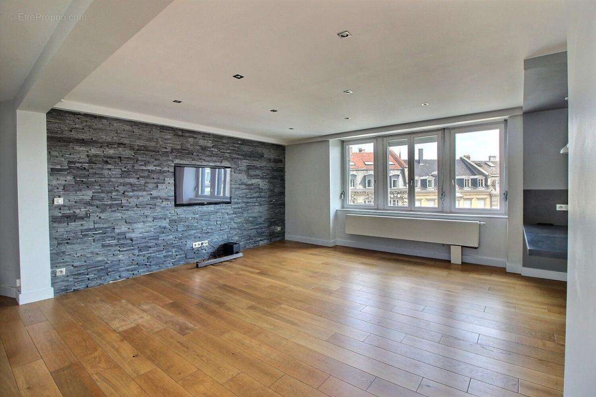 Appartement d’exception – Dernier étage – Place Golbéry, Strasbourg - photo 8