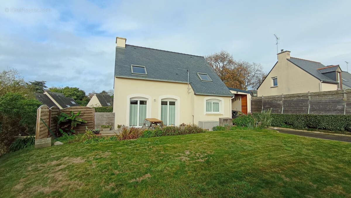 Maison à PLOUBAZLANEC