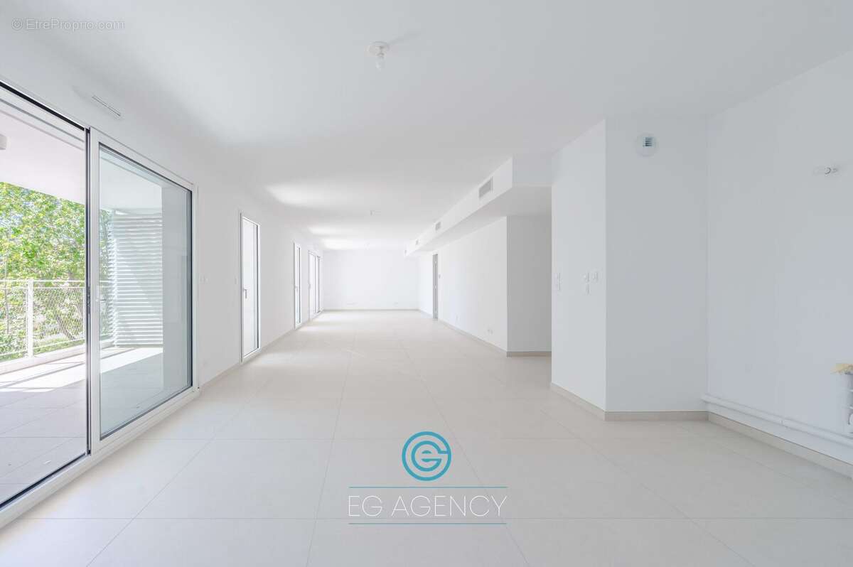 Appartement à MARSEILLE-8E
