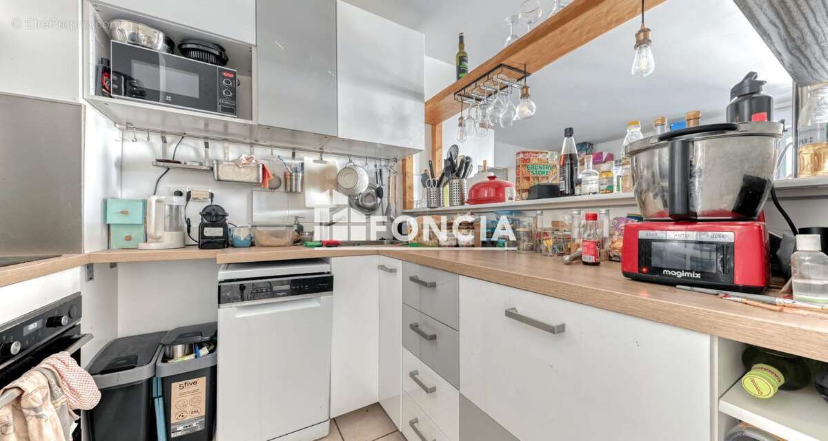 À vendre – T3 de 59 m² avec balcon et garage – Secteur Saxe Gambetta / Place Saint-Louis VENDU LOUÉ – pour investisseur - photo 3