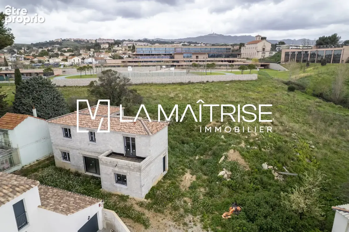 Maison 5 pièces 150 m² à vendre à Marseille-13e (13013) - photo 2