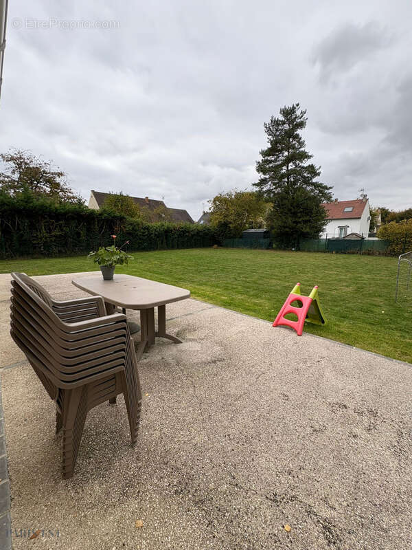 Maison à GRESSY