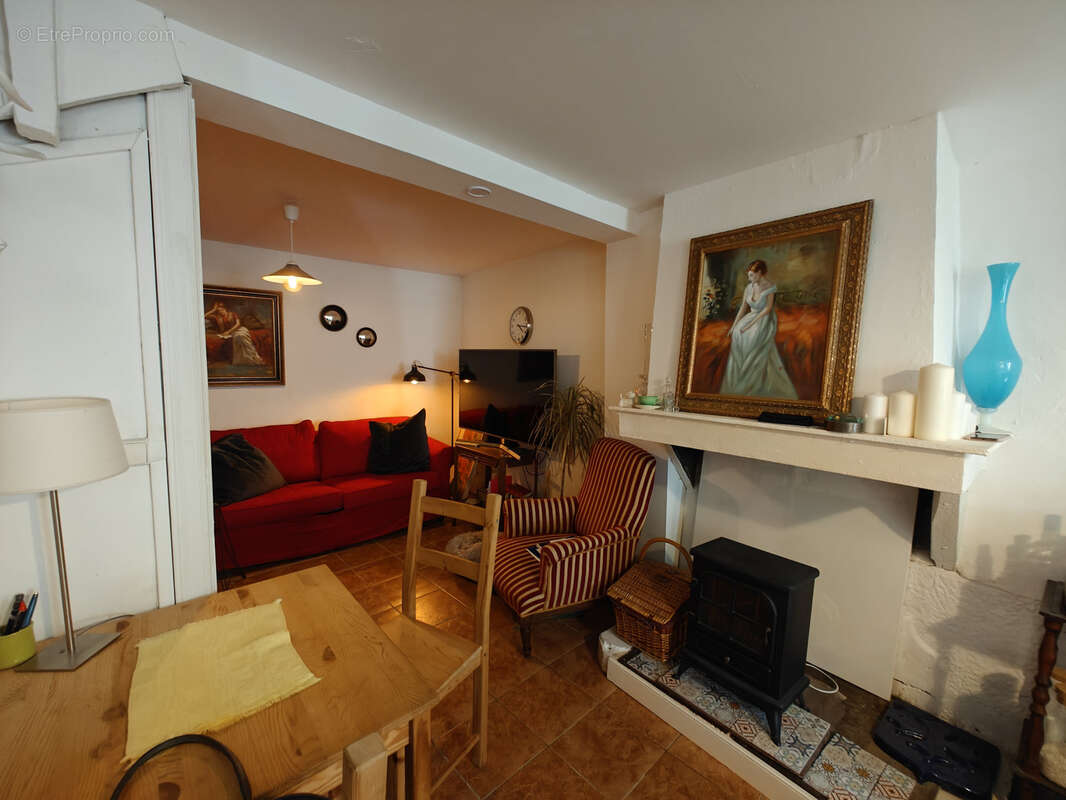 Maison à BELVEZE-DU-RAZES